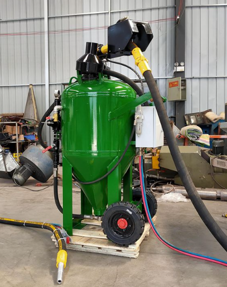 阿拉尔移动式喷砂机 户外施工效率翻倍